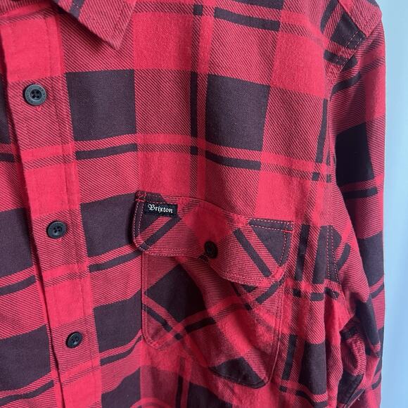 Brixton Flannel Button Up Shirt Red & Black Collared Plaid Top Men's Sz Medium - Picture 4 of 8